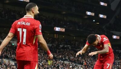 تخطى هالاند.. محمد صلاح هداف الدوري الإنجليزي الممتاز