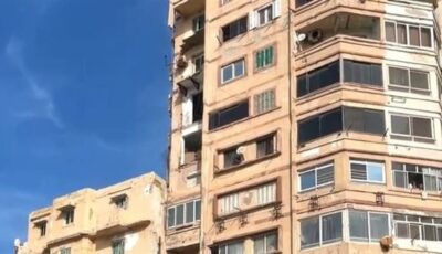 سقوط شرفتين من عقار في الشاطبي بالإسكندرية.. ووصول الحماية المدنية