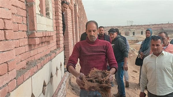 صور مقابر الخانكة المتداولة ليف نخيل وليست رفات موتى