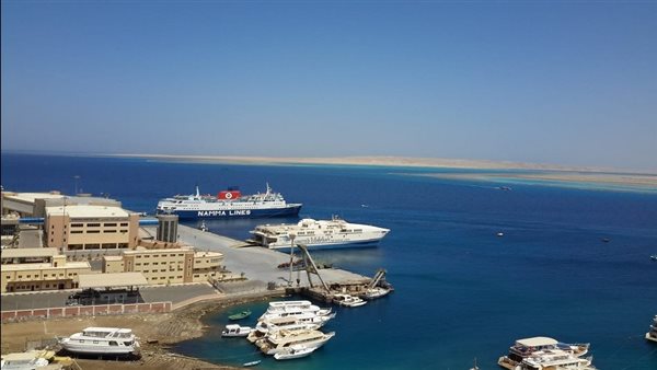 غلق ميناء الغردقة البحري لسوء الأحوال الجوية بداية من الغد| بث مباشر