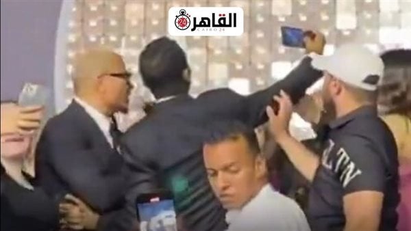 كرهنا التريند.. أول تعليق من والد الشاب المصفوع من عمرو دياب بعد قرار المحكمة