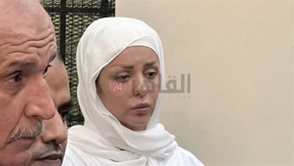 زعمت أنها رأت سيدنا عيسى وقال لها أنت مريم العذراء.. حيثيات الحكم على مضيفة الطيران قاتلة ابنتها| خاص