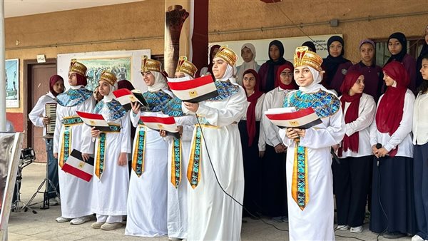 بالزي الفرعوني..مدارس الجيزة تقدم نموذج للحضارة المصرية قبل افتتاح المتحف المصري الكبير