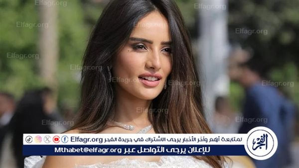 زينة تهرب من زفافها وتبدأ رحلة مليئة بالتقلبات في ورد وشوكولاته