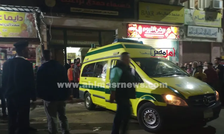 مصرع سائق وإصابة 3 من أسرة واحدة في انقلاب سيارة ملاكي بالطريق الزراعي بالبحيرة