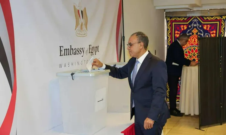 وزير الخارجية يبحث مع نظيره الزيمبابوي تعزيز التعاون الثنائي وتنسيق المواقف المشتركة