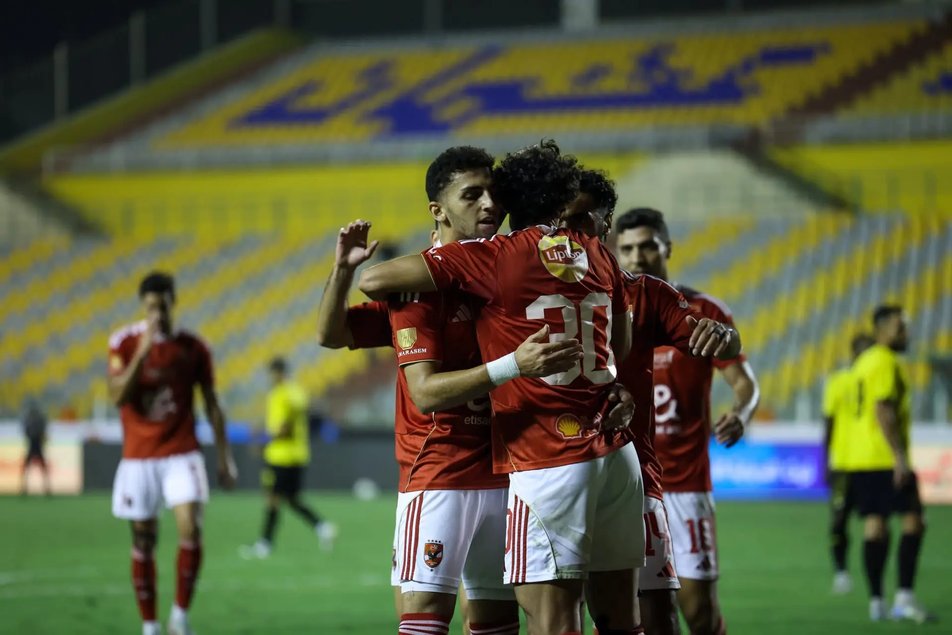 لا هجوم ولا دفاع.. توروب يطلب رحيل صفقة الأهلي الجديدة رسميا