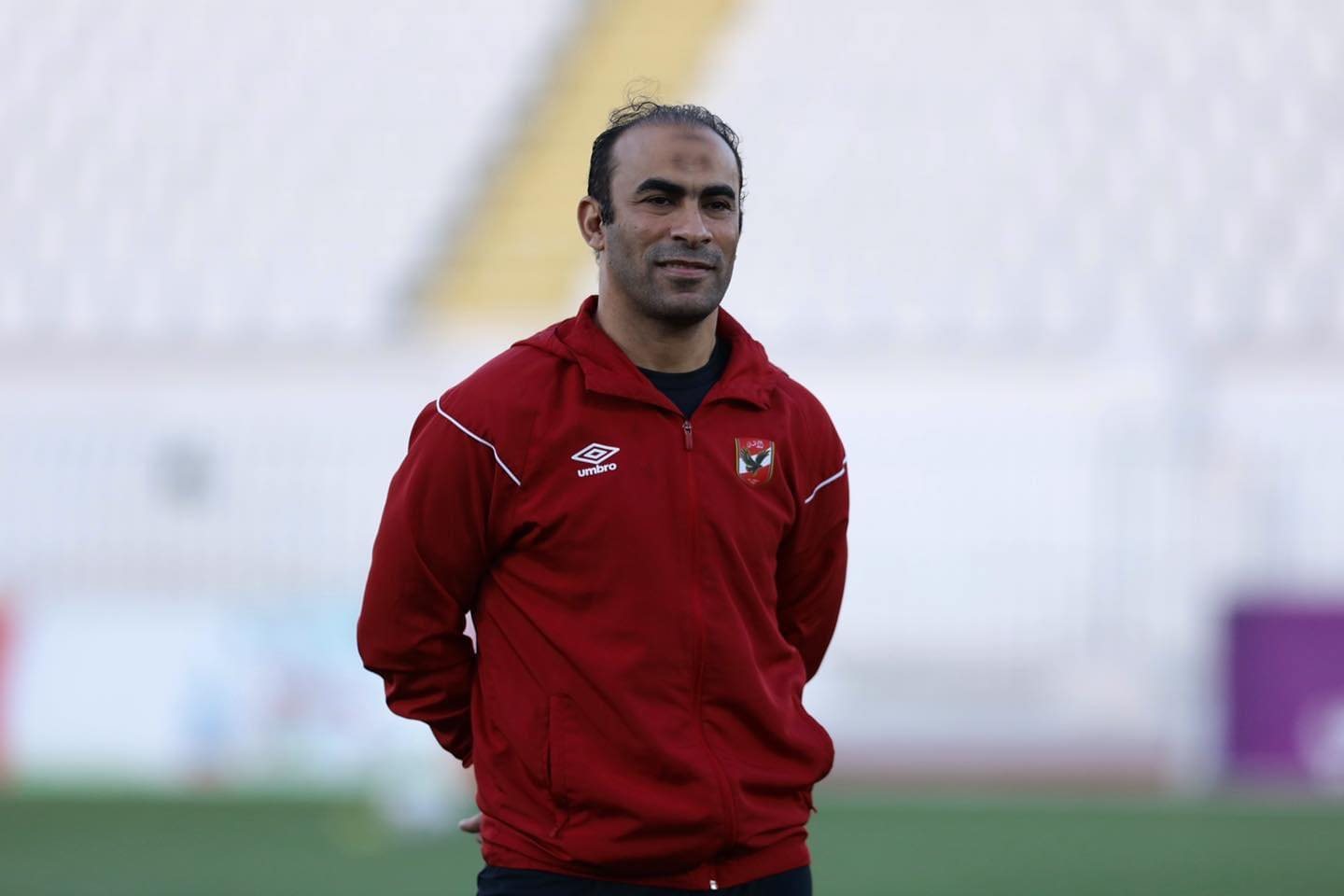 بعد تولي ملف الكرة.. هل يجمد سيد عبدالحفيظ نجم الأهلي المتمرد؟