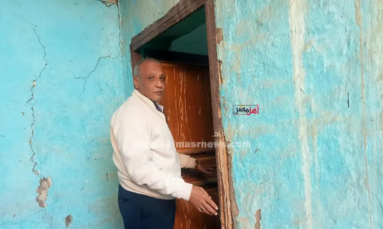 استجابة سريعة لـ “أهل مصر”.. لجنة مخصصة من زراعة الأقصر تفحص منازل قرية الدير بشأن حشرة «الإِرضة»