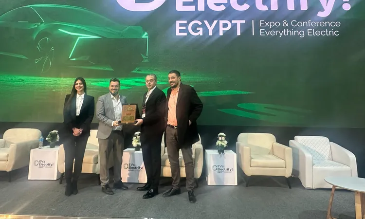 «برانديت كايرو» تكرم الكان اوتو وكلاء آرك فوكس خلال قمة EVs Electrify Egypt 2025