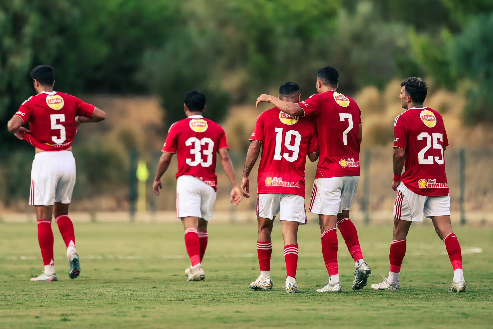 الأهلي يصدر فرمان تاريخي ضد نجم الفريق قبل تجميده