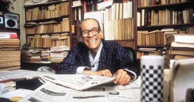 انفراد على صفحات اليوم السابع غدا.. سيناريو مجهول في حياة نجيب محفوظ بخط يده