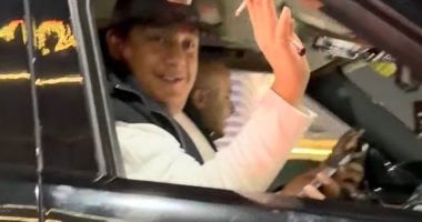 حمو بيكا خارج محبسه.. أول صور بعد الإفراج عنه ونهاية أزمة السلاح الأبيض