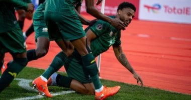 منتخب جنوب أفريقيا يصعق زيمبابوى 3-2 ويرافق الفراعنة إلى دور الـ16.. فيديو