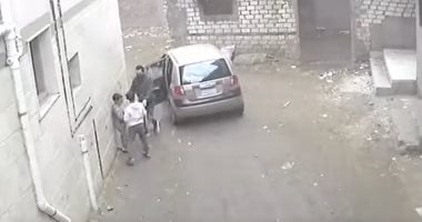 جد طفل كفر الشيخ بعد محاولة خطفه بسيارة: القبض على والده.. وإعادته لوالدته.. فيديو