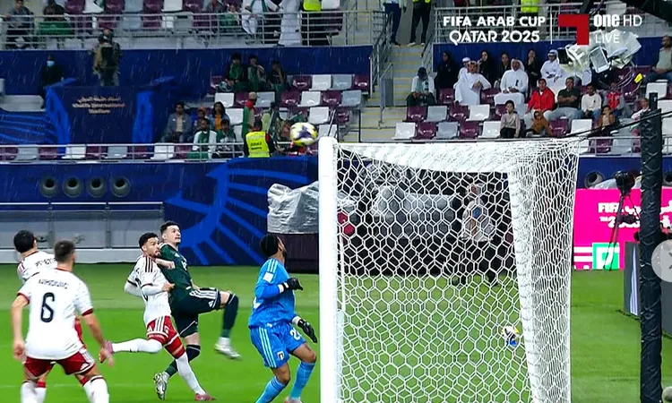 تعادل سلبي بالشوط الأول بين السعودية والإمارات في تحديد المركز الثالث بكأس العرب 2025