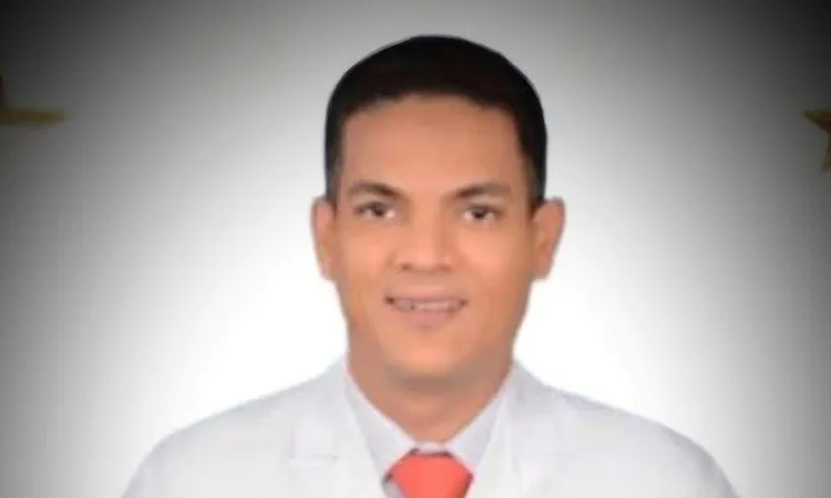 وفاة طبيب متأثراً بإصابته إثر طلق ناري أثناء مشاركته بقافلة طبية في قنا