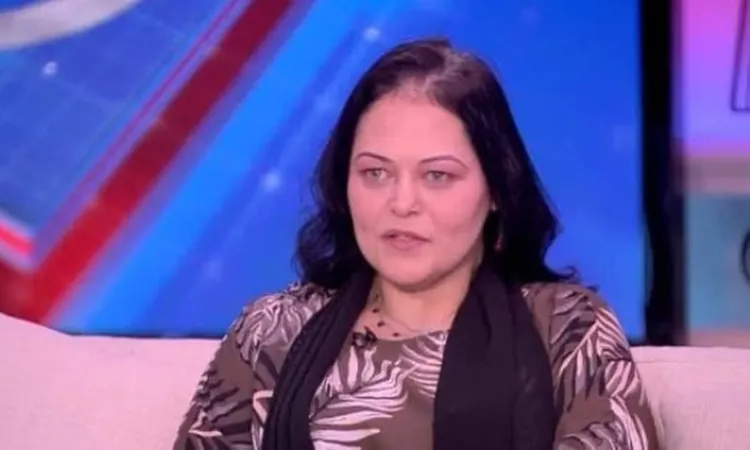 انتهاء إجراءات الدفن وأسرة الفنانة نيفين مندور تنتظر خروج جثمانها استعدادا للدفن