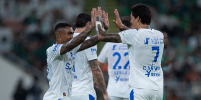 لاعب الهلال يرفض عرض الزعيم للتجديد اتحاد: