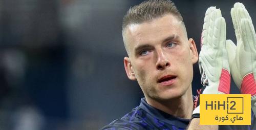 تعليق لونين على ارتداء شارة القيادة اتحاد: