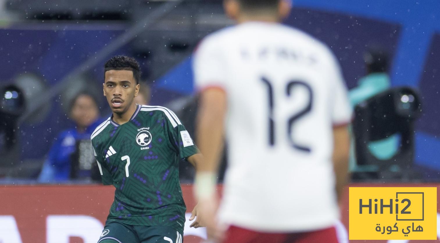 صور : أجواء ممطرة تصاحب مباراة السعودية والإمارات اتحاد: