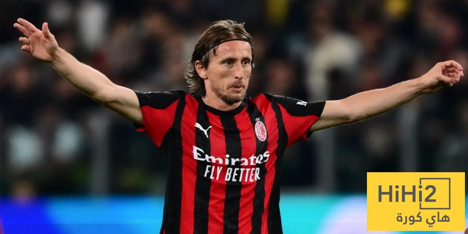 تشكيلة ميلان الرسمية للقاء نابولي اتحاد: