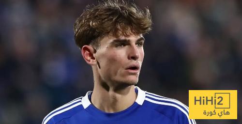 صورة .. نيكو باز يهنئ خيمينيز على ظهوره الأول مع ريال مدريد اتحاد: