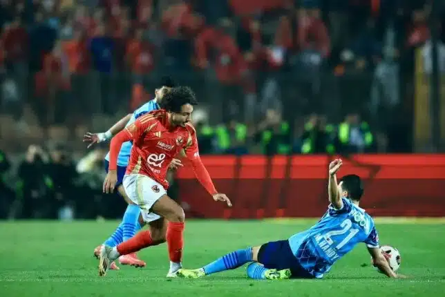 40 مليون و2 إعارة.. الأهلي يحسم أهم صفقات الموسم رسمياً ويصعق بيراميدز