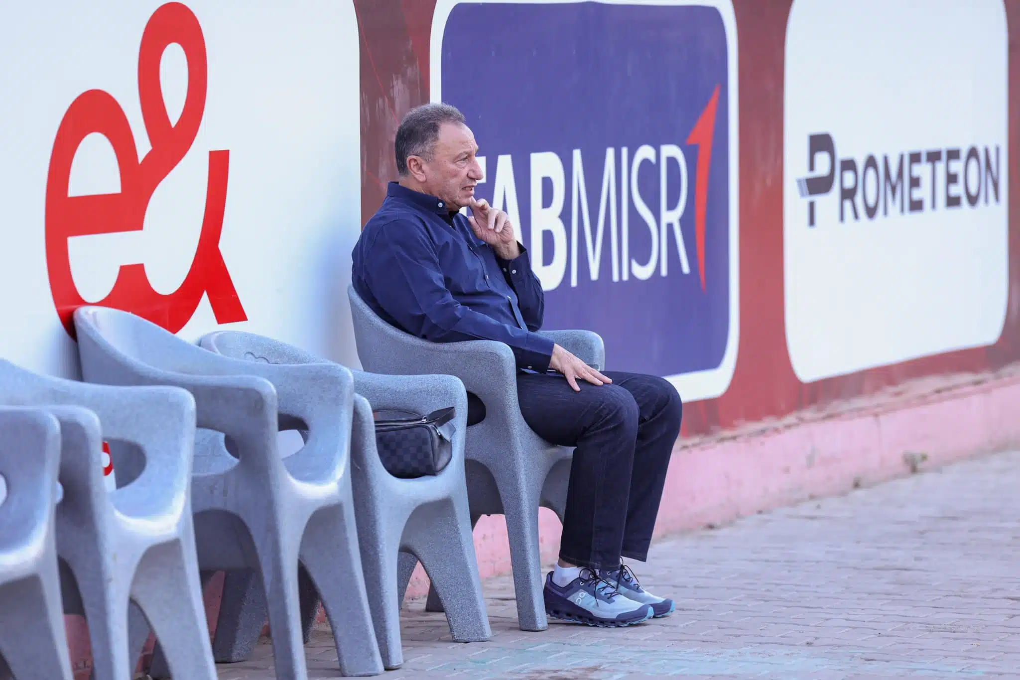 فرمان رسمي من محمود الخطيب ضد نجم الأهلي.. اشتعلت