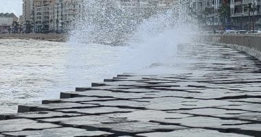 إنذار بحرى وتحذير عاجل لسواحل المتوسط.. اضطراب ملاحة وأمواج تتجاوز 5 أمتار