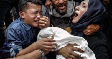 وفاة رضيع عمره 7 أيام بسبب البرد القارس في دير البلح وسط غزة