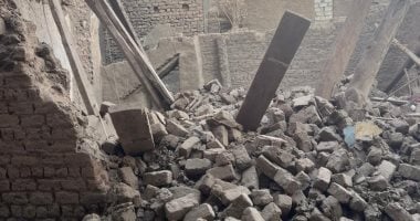 انهيار منزل بقرية الخيام بدار السلام فى سوهاج وإنقاذ 5 أشخاص