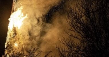 حريق هائل فى كنيسة بأمستردام برأس السنة وانهيار البرج والسقف.. فيديو