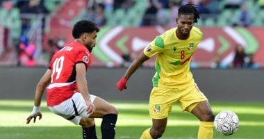 مروان عطية يسجل هدف التقدم لمنتخب مصر أمام بنين