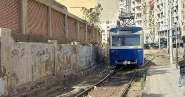 بشرى لأهالى الإسكندرية.. البدء فى مشروع تطوير ترام الرمل.. زيادة السعه الاستيعابيه من 80 إلى220 ألف راكب يوميا.. تقليل زمن الرحلة من ساعه إلى 33 دقيقه.. 9 محطات علوية ومحطات تبادلية مع مترو أبوقير.. صور