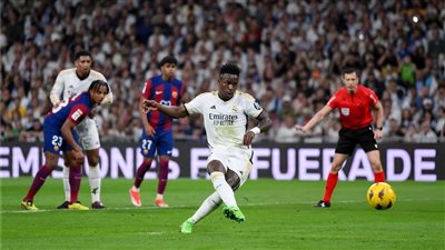 إتحاد الصحافيين: ماتش ريال مدريد وبرشلونه.. فينيسيوس يقود تشكيل ريال مدريد الرسمي لمواجهة برشلونة في نهائي كأس السوبر الإسباني