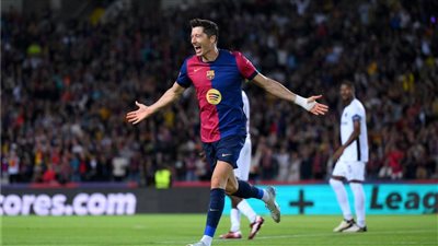 إتحاد الصحافيين: الريال ضد برشلونة.. ليفاندوفسكي يقود تشكيل برشلونة الرسمي أمام ريال مدريد في كأس السوبر الإسباني