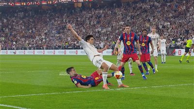 إتحاد الصحافيين: ريال مدريد.. شاهد ملخص الشوط الأول بين ريال مدريد ضد برشلونة في كأس السوبر الإسباني