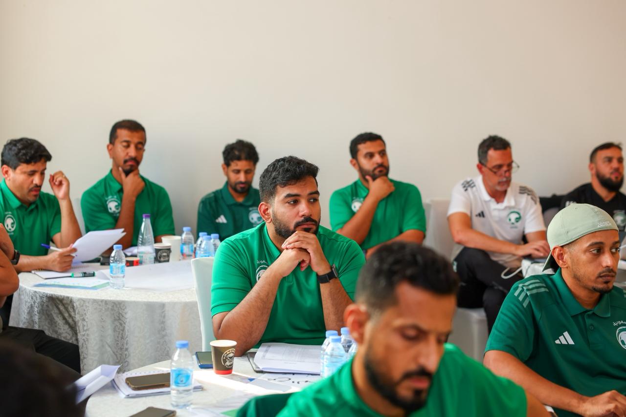 إتحاد الصحافيين: الإدارة الفنية في الاتحاد السعودي تختتم دورة الرخصة الآسيوية A في جدة – كورة بريك
