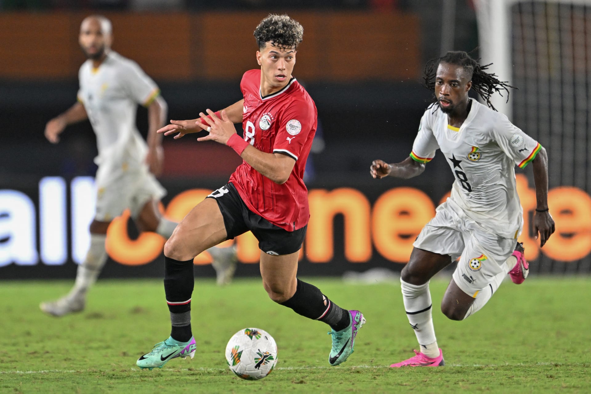 ضياء السيد يعلق على بيع إمام عاشور وينتقد تصرف إدارة الأهلي