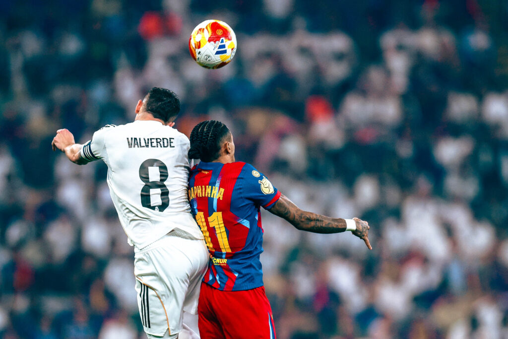 إتحاد الصحافيين: عاجل فيديو | الشوط الأول (2-2)..تعادل إيجابي مثير بين برشلونة وريال مدريد – كورة بريك