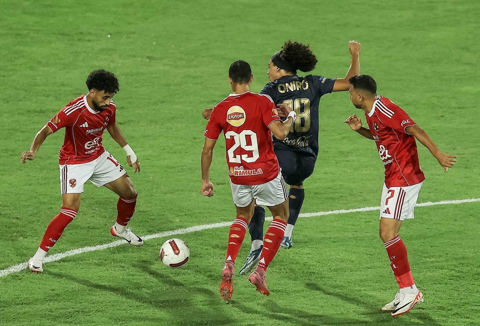 آخر تطورات إصابات ثلاثي الأهلي وموعد عودة بن رمضان رسمياً