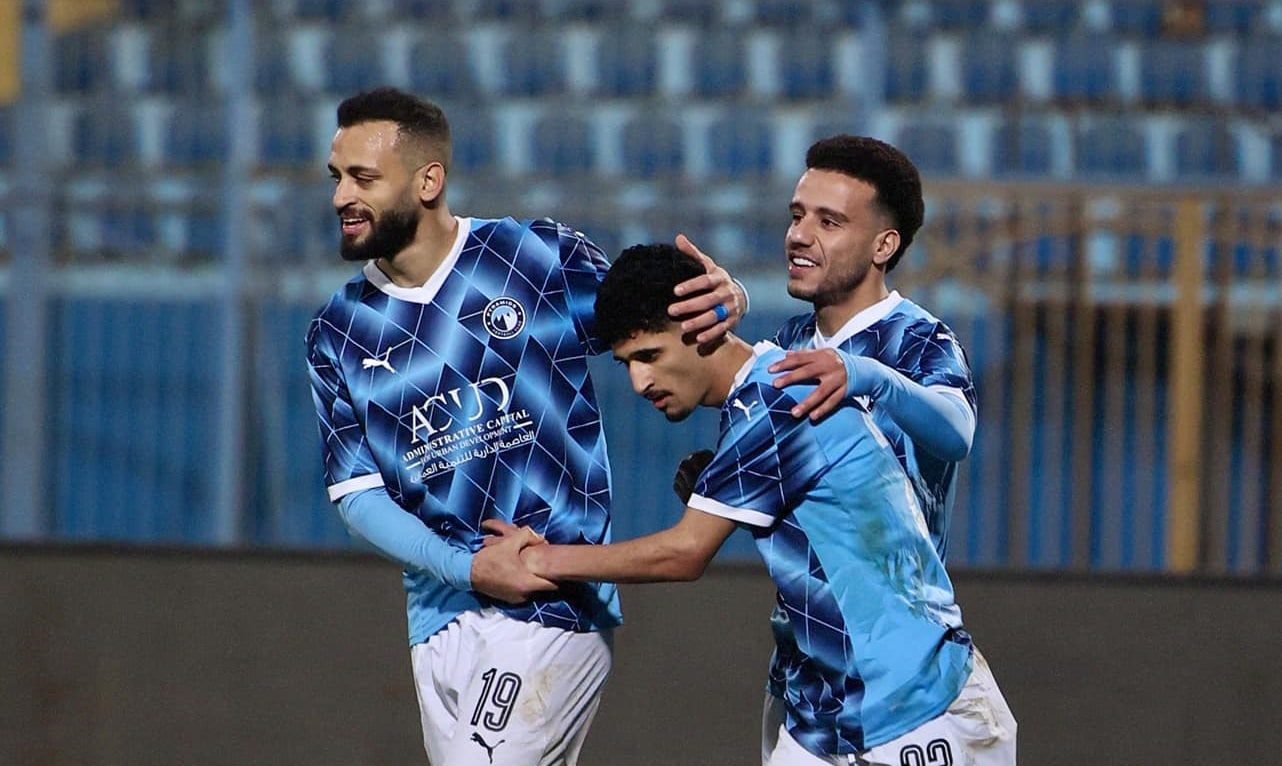 عقب مواجهة بنين.. انتقال ثلاثي منتخب مصر إلي الأهلي وبيراميدز