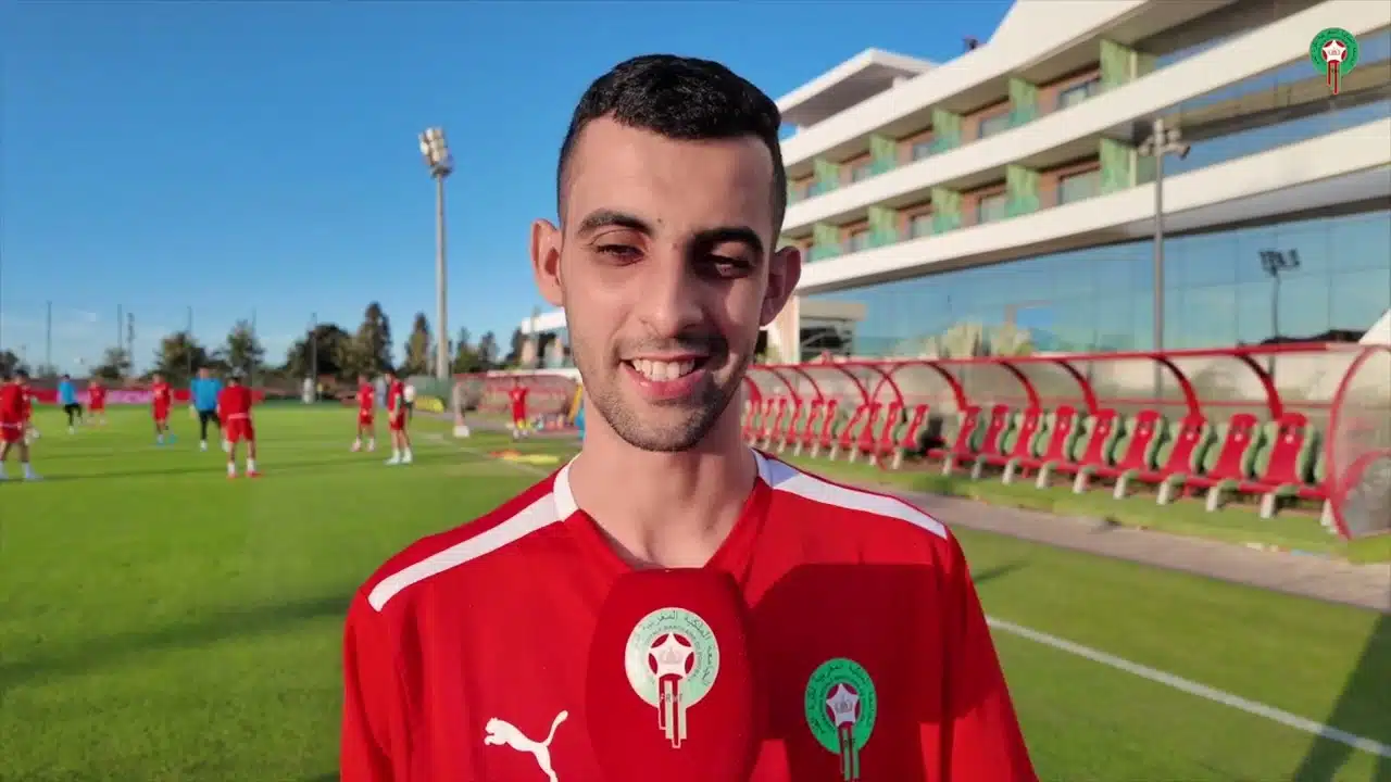 بعد توقيع الجزار ٤ سنوات ونصف.. يوسف بلعمري في الأهلي رسمياً